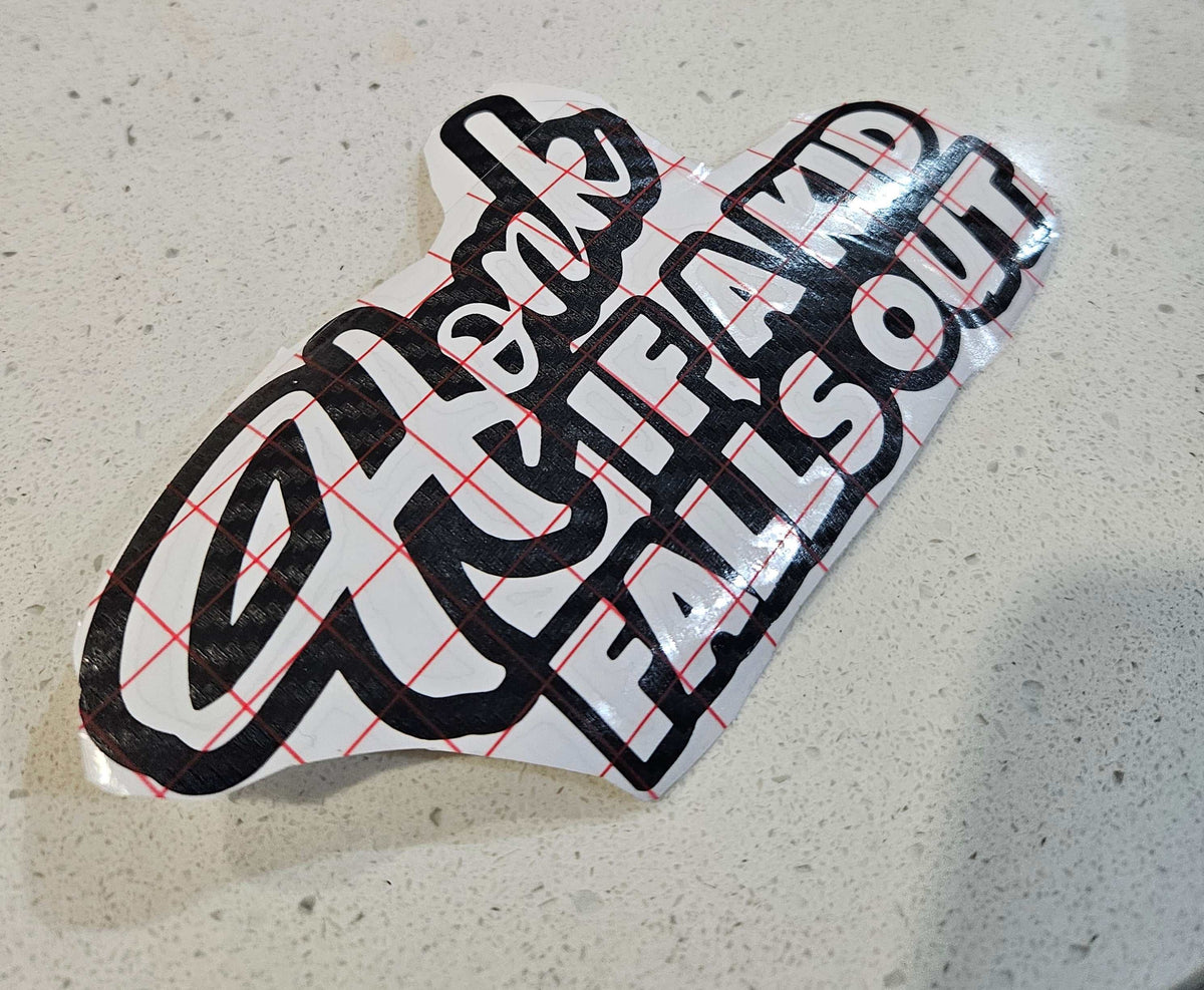 honk if a kid falls out
